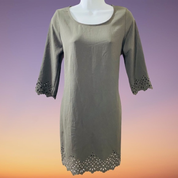 EVERLY Green Embroidered 3/4 Sleeve Womens Size Small Dress - Picture 5 of 8